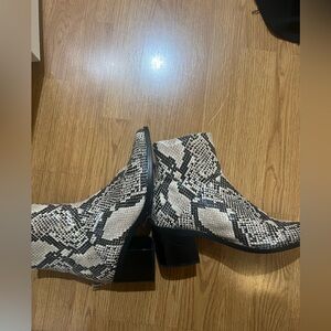 Treasure and bond boots